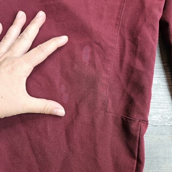 FIGS Tansen Jogger Scrub Pants Men's Medium Burgundy - Picture 4 of 9